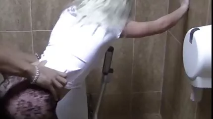 busty ผมบลอนด์ MILF แข็งขัน ห่วยแตก ดู คลิป วีดีโอ โป๊ โค้ชหนุ่ม เพื่อความสุข